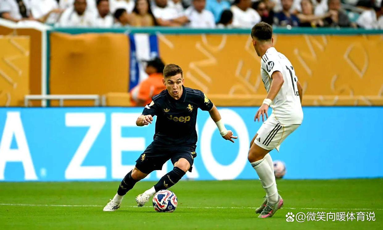 包含关键时刻塞维利亚备战足总杯，主帅复盘细节曝光，赛场秩序良好，阵容厚度经受考验的词条-英雄联盟s15